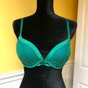 NWOT ✨ VS Very Sexy Push-up Bra